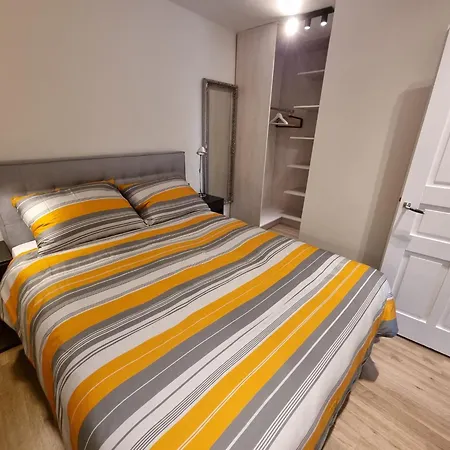 Apartman Fuer 3 Personen In Der Naehe Des Stadtzentrums By Interhome