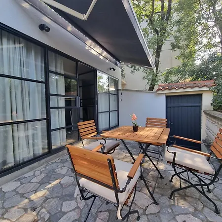 Fuer 3 Personen In Der Naehe Des Stadtzentrums By Interhome *