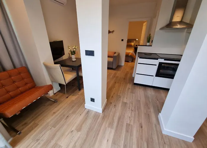 Fuer 3 Personen In Der Naehe Des Stadtzentrums By Interhome *